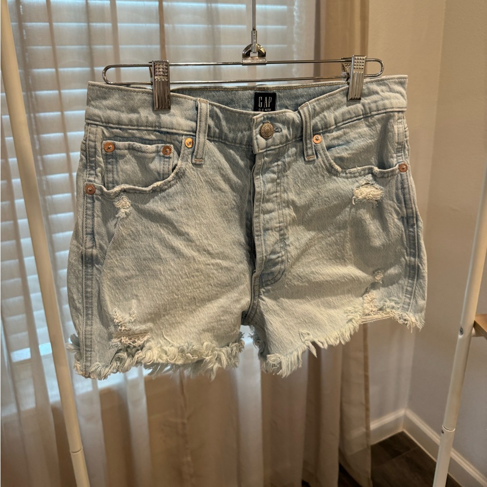 Gap High Rise Denim Shorts (Size 27)